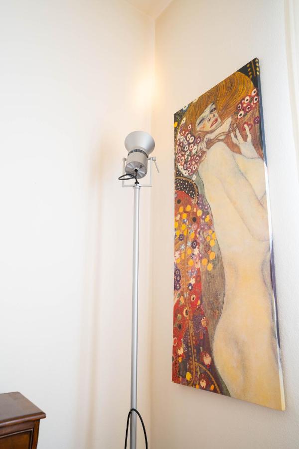 V12 Apartments - Alfieri 2A نوفارا المظهر الخارجي الصورة